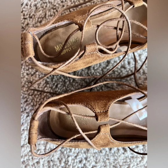 Mossimo Supply Brown flat lace up shoes size US 6.5 NWOB - Picture 6 of 7